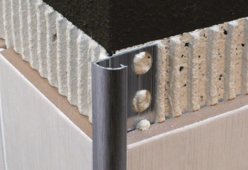 Runde Eckverkleidung aus Aluminium